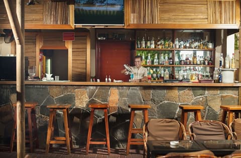 Residence Le Palmiste, Bar (on property)