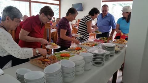 Hotel Wiracocha Inn, Family dining