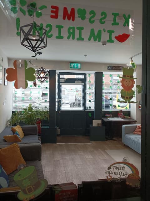 Tom Dick and Harriet's, Reception