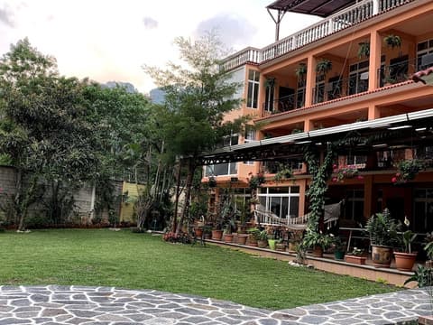 Jabel Tinamit Hotel & Villas, Reception