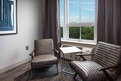 Holiday Inn Express Boston South - Quincy by IHG, Room