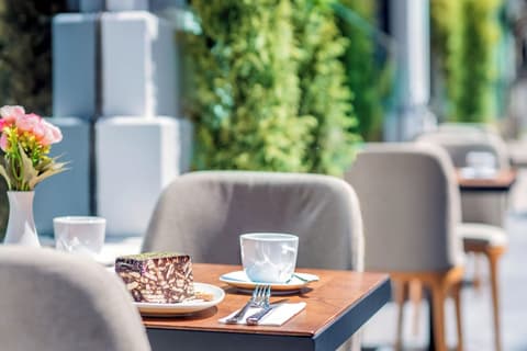 Gleam Bomonti Hotel, Restaurant