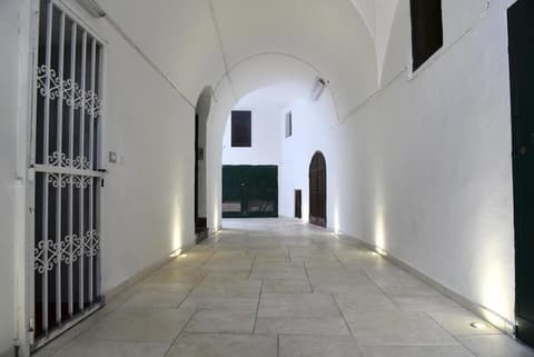 B&B Laura - Luxury Rooms, Interior entrance