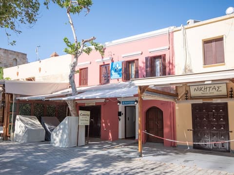 Bastion Medieval Deluxe Apartments, Exterior