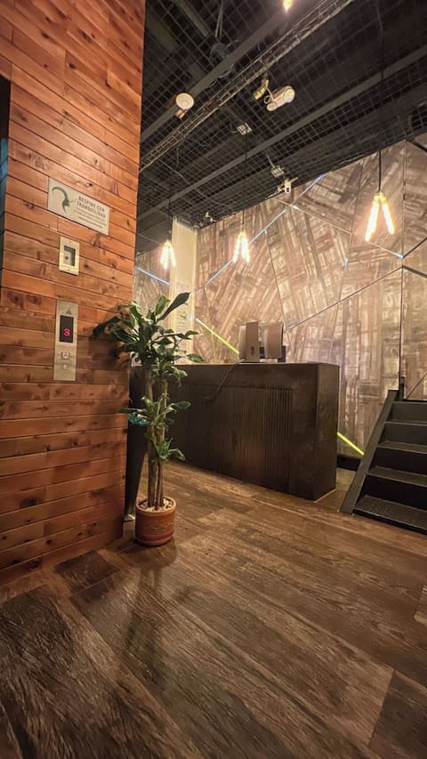 Hotel Lleras Park Concept, Reception