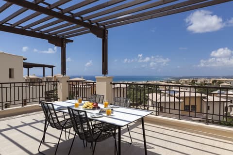 Aphrodite Hills Rentals – Premium Serviced Apartments, Terrace/patio