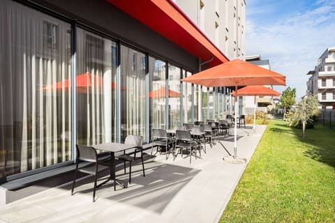 Amedia Express Graz Airport, Trademark Collection by Wyndham, Breakfast area