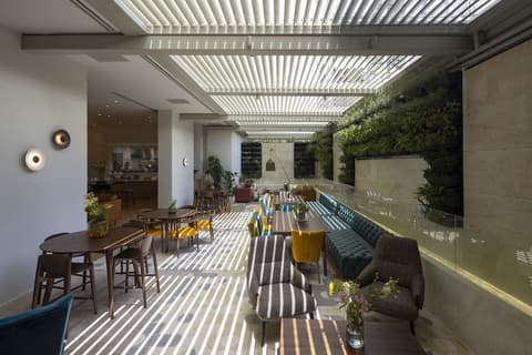 COCO-MAT Athens BC, Breakfast area