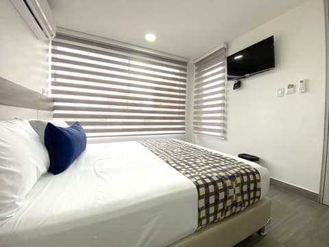 Seven Inn Hotel, Room