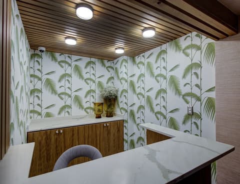 Trópica Beach Hotel, Reception