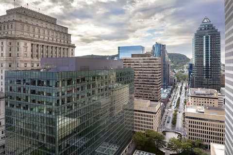 Fairmont The Queen Elizabeth Gold Experience, City view