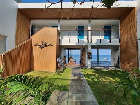 Blue Tao Beach Hotel, Front of property