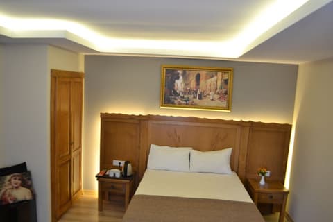 The Peraport Hotel, Room