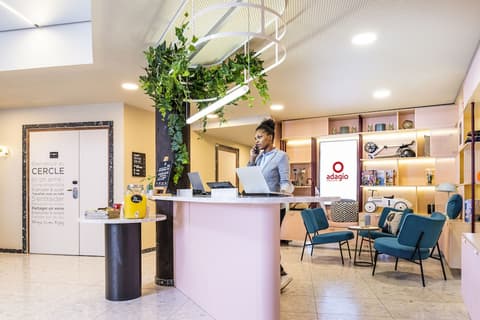 Aparthotel Adagio Paris Nation, Check-in/check-out kiosk