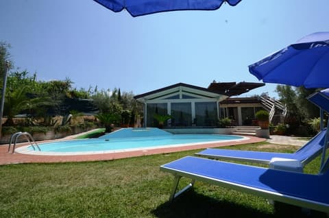 Poggio Degli Olivi, Pool