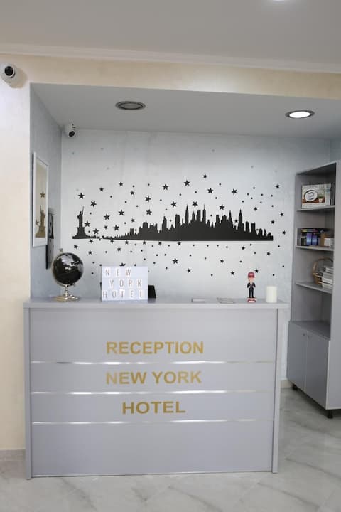 Hotel New York Kamez, Lobby