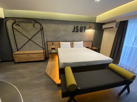 Afflon Hotels Loft City, Room