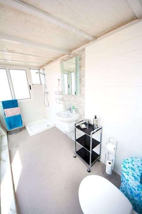 Vallettastay Skyline, Bathroom