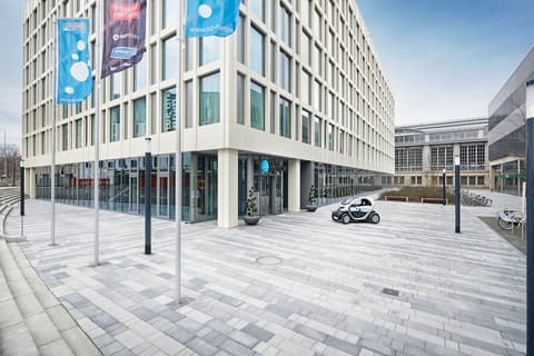 H2 Hotel Leipzig, Bicycling