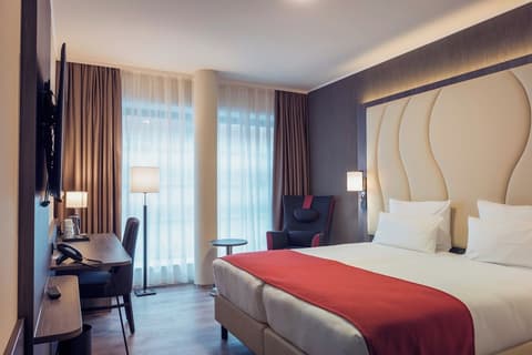 PLAZA Premium Den Haag City Center, Room