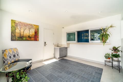 Trend Hotel at LAX Airport, Reception