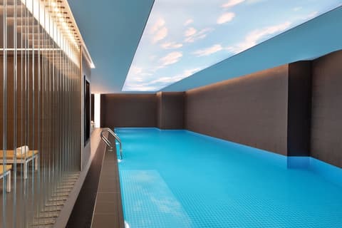 Sheraton Istanbul City Center, Indoor pool
