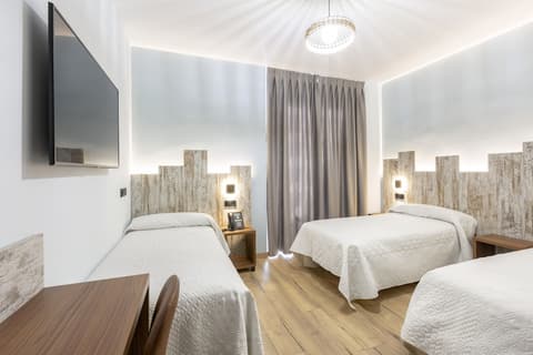 Hostal Antón Martín, Room