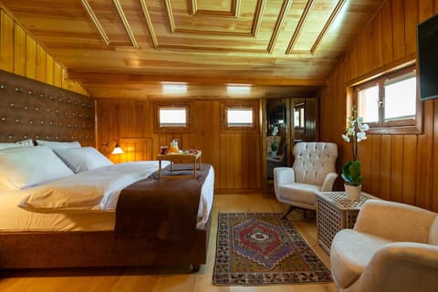 Wonder Wood Hotel, Room