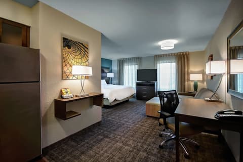 Staybridge Suites Holland by IHG, Room