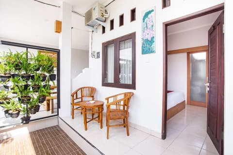 Hotel O Pondok 789 Near Canggu Echo beach, Living area