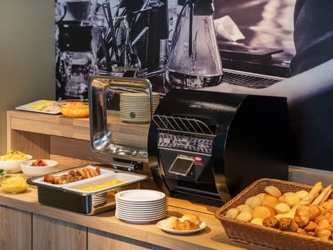 Hotel Villa Fontaine Tokyo - Nihombashi Hakozaki, Dining