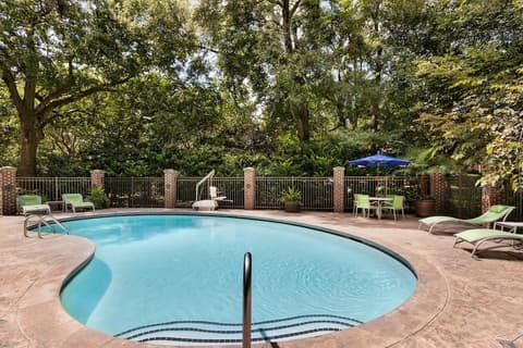 Holiday Inn Express & Suites Mt. Pleasant by IHG, Pool