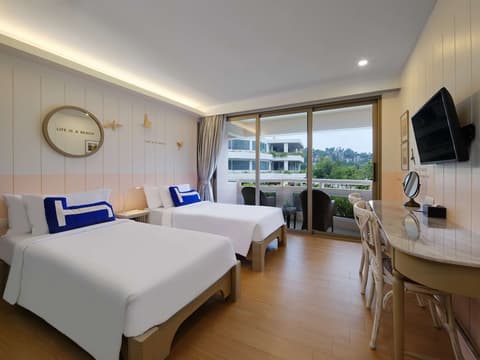 Homm Bliss Southbeach Patong, Room