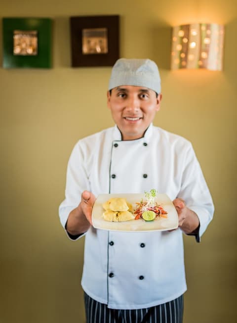 Los Tambos - Boutique, Food and drink