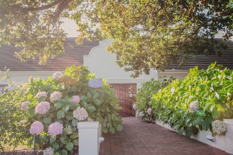 Aan de Oever Guesthouse, Check-in/check-out kiosk