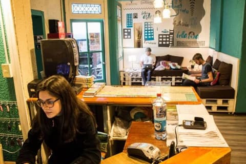 Hostal Forestal - Hostel, Interior entrance