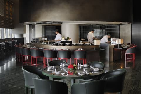 Armani Hotel Dubai, Burj Khalifa, Restaurant