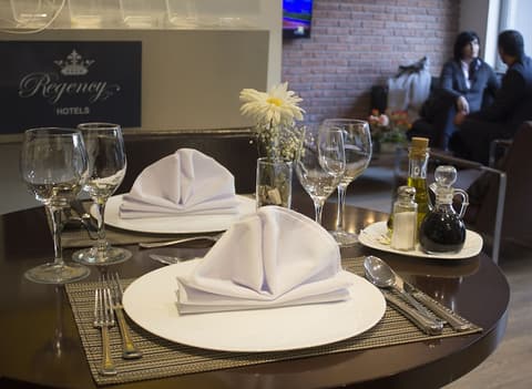 Regency Golf - Hotel Urbano, Restaurant