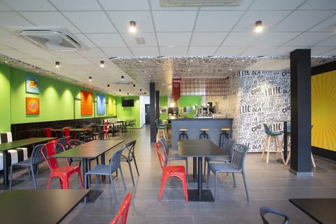 Casual Pop Art Hotel, Restaurant