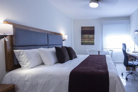 Hotel Misión Express Mérida Alta Brisa, Room