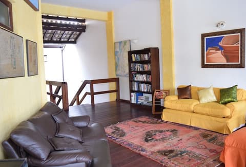 Pousada Encanto de Itapoan, Library