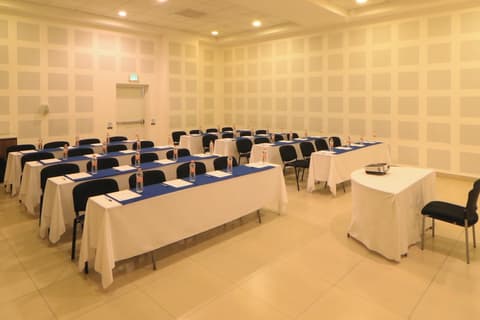 Holiday Inn Express Manzanillo by IHG, Banquet hall