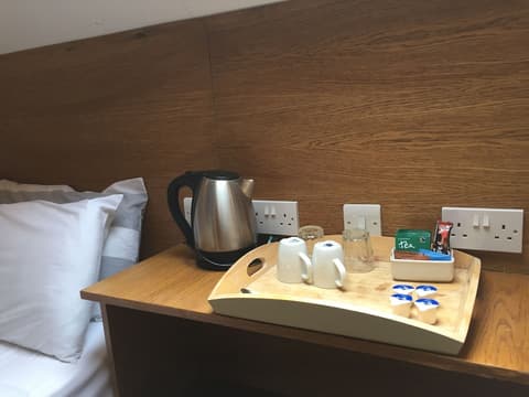 Edinburghhouse Hotel, Coffee and/or coffee maker
