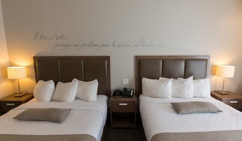 Hotel et Pavillons Le Petit Manoir du Casino, Room