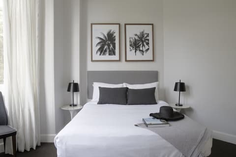 St Marks Randwick, Room