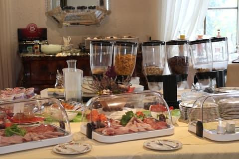 Schwarzwaldhotel & Restaurant Stollen, Breakfast buffet