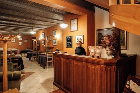 Karlamuiza Country Hotel, Reception