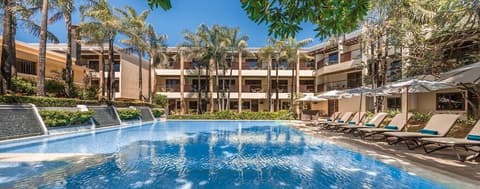 Henann Regency Resort & Spa, Pool