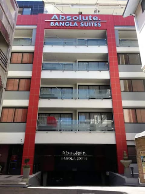 Absolute Bangla Suites, Property entrance