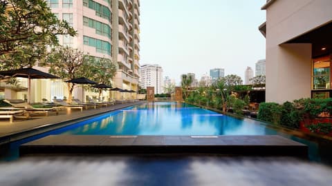 JC Kevin Sathorn Bangkok Hotel, Outdoor pool